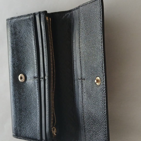 GENUINE BURBERRY WALLET gold (hardware) - Picture 4 of 11